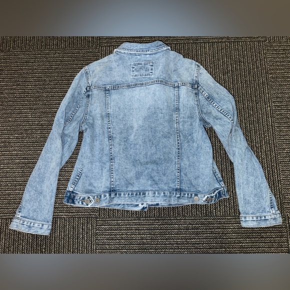 Loft Petite Denim Jacket - LIKE NEW - Picture 2 of 6